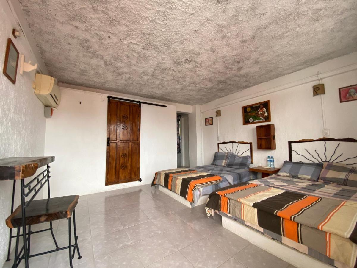 Hotel San Felipe De Jesus Yucatan Екстериор снимка